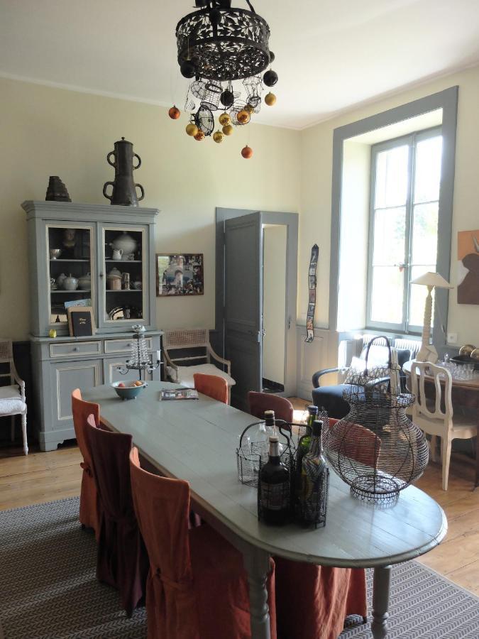Bed and Breakfast Le Jardin De Gustave Ornans Exterior foto